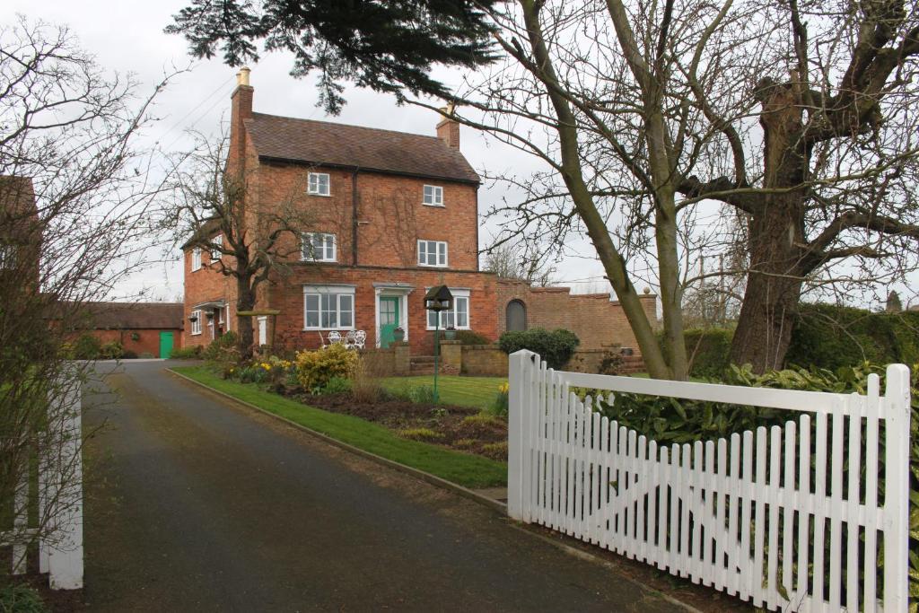 Ingon Bank Farm Stratford-upon-Avon